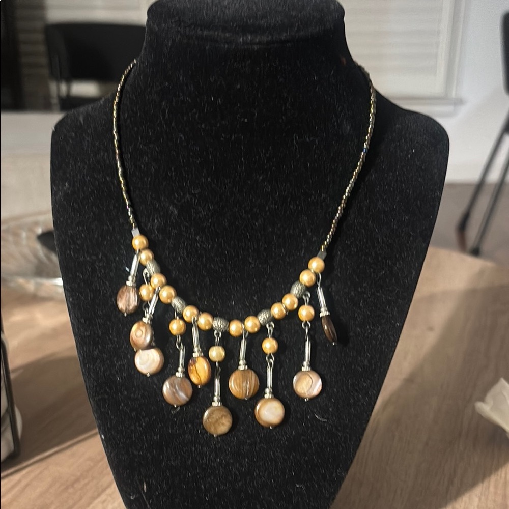 Elegant Gold and Brown Beaded Necklace
